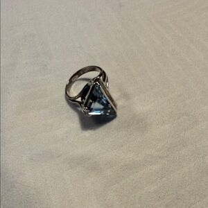 Elegant Sterling Silver / Aquamarine ring